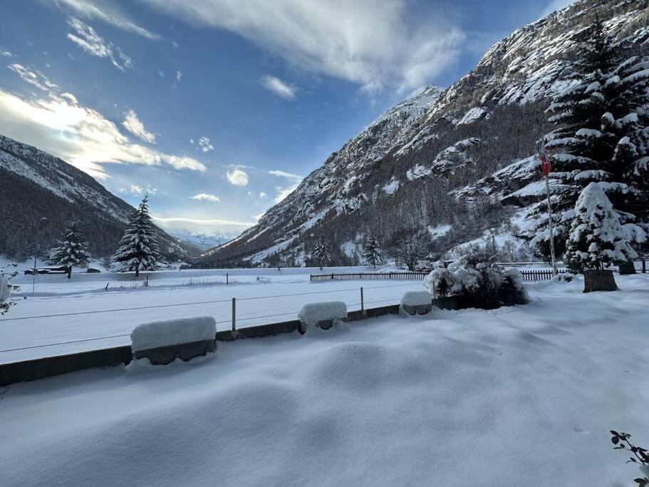 Breathtaking View Apartment Near Zermatt With Parking Täsch Eksteriør bilde
